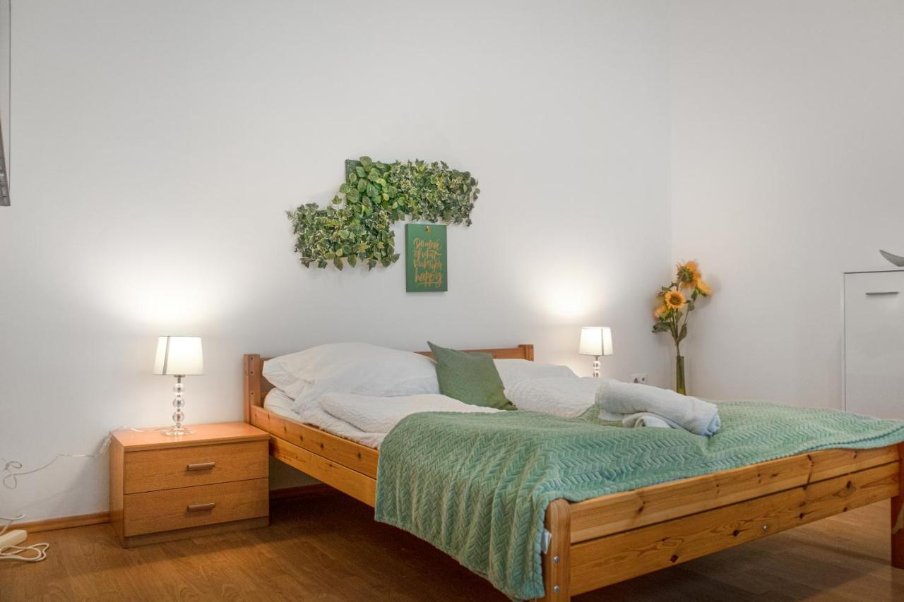 Elegant 2Br Apartment - Near Bahnhof Wien Meidling Екстер'єр фото