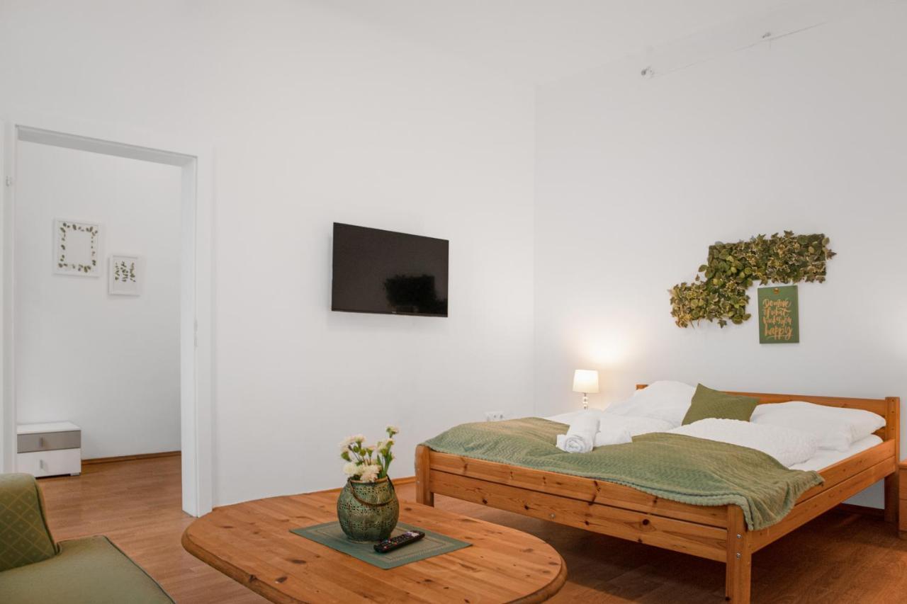 Elegant 2Br Apartment - Near Bahnhof Wien Meidling Екстер'єр фото