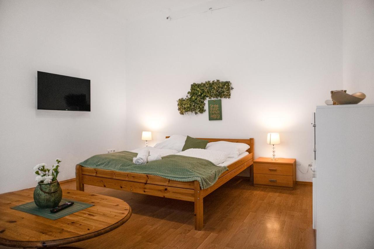 Elegant 2Br Apartment - Near Bahnhof Wien Meidling Екстер'єр фото